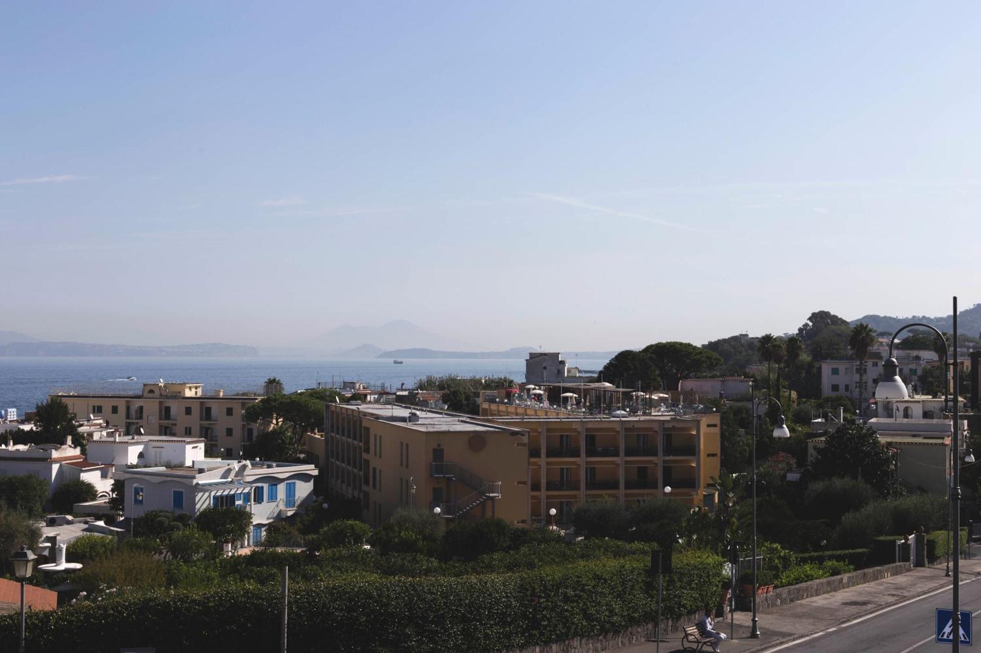 Brecchembe - Holiday Home In The Center Of Lacco Ameno Lacco Ameno  Exterior photo
